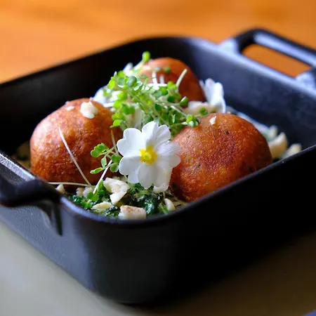 לינה וארוחת בוקר Le Reve D'aghon Et Restaurant