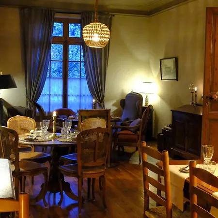 Le Reve D'aghon Et Restaurant 4* בנרס-דה-ביגור