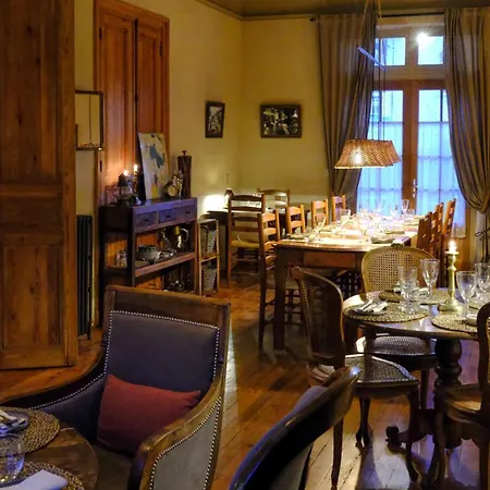 ベッド・アンド・ブレックファスト Le Reve D'aghon Et Restaurant 4*