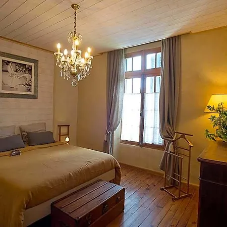Le Reve D'aghon Et Restaurant Frühstückspension 4*